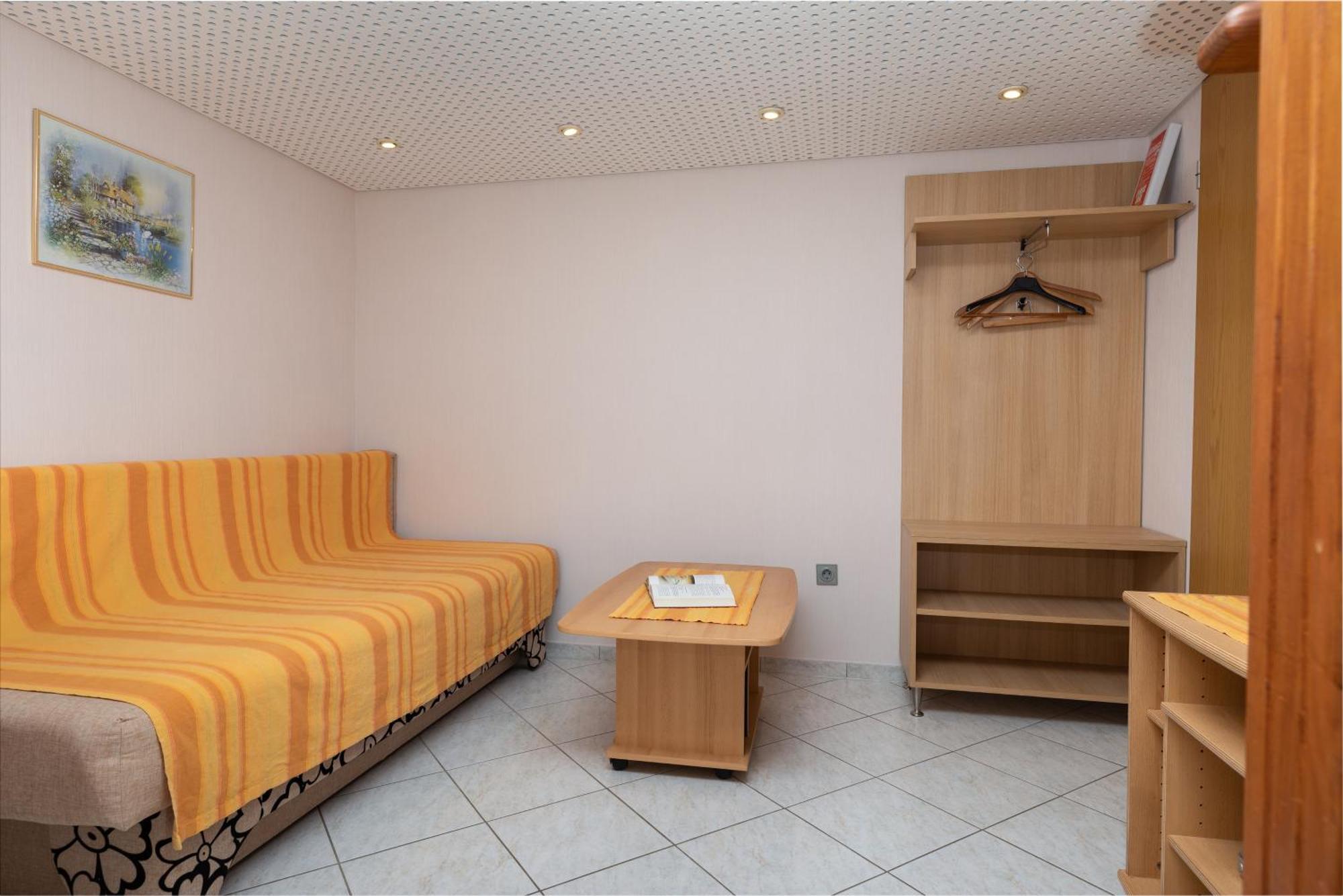 Apartments By The Sea Duce, Omis - 5973 Zewnętrze zdjęcie