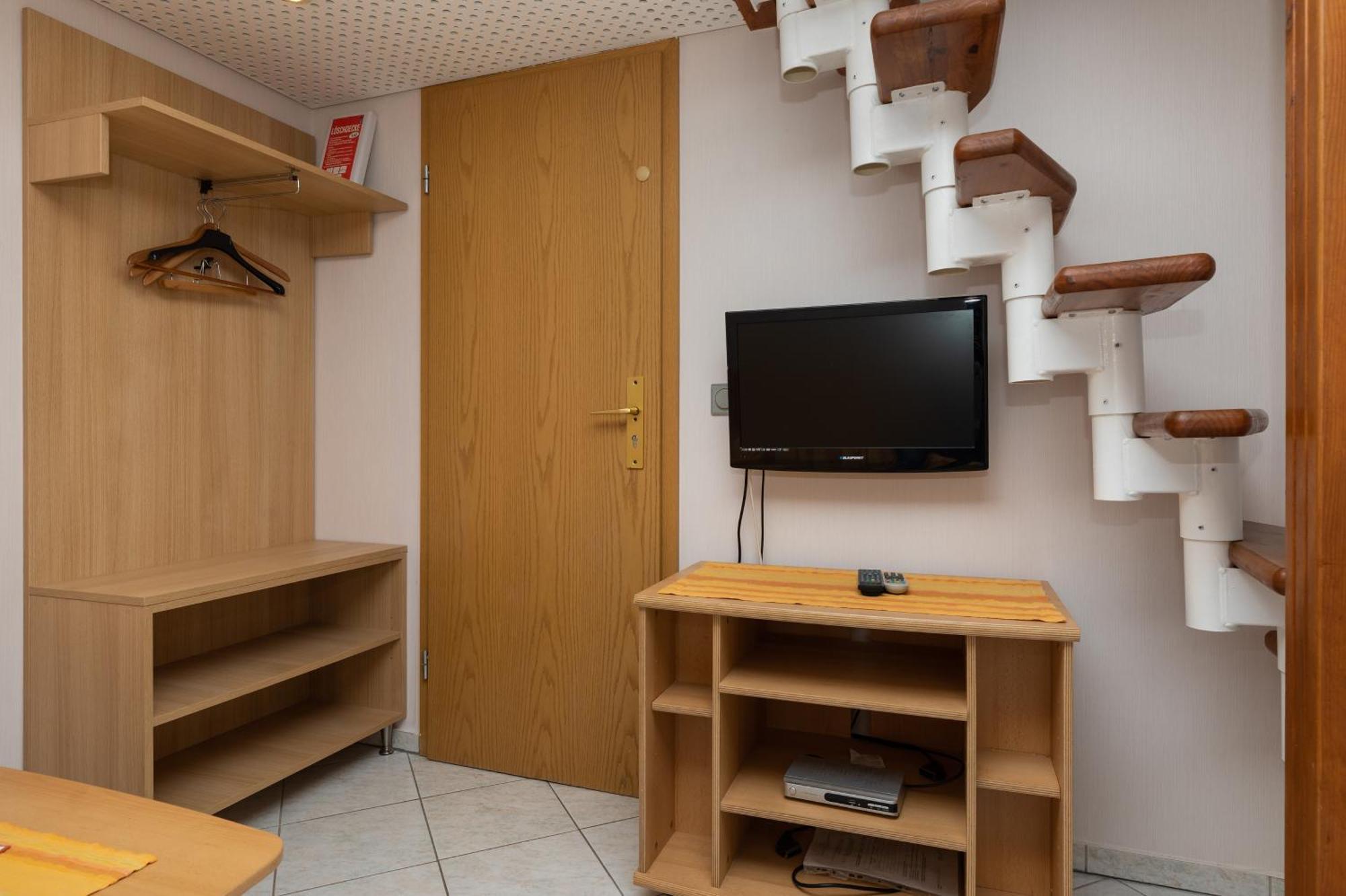 Apartments By The Sea Duce, Omis - 5973 Pokój zdjęcie